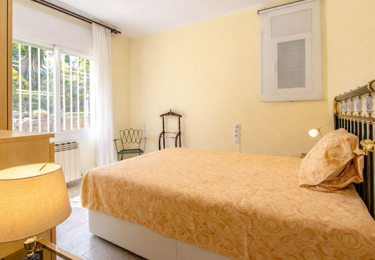 Villa en Corbera de llobregat - Elegante Villa de Montaña a sólo 30 km de Barcelona