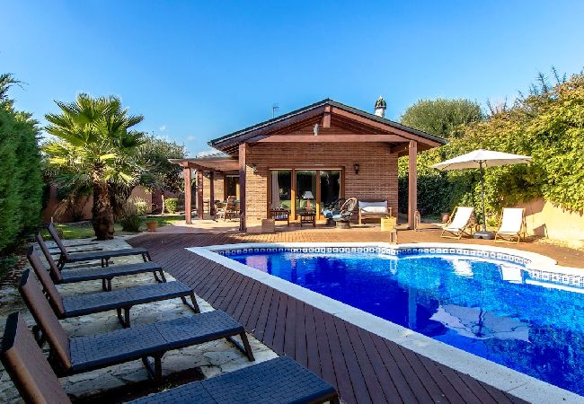 Villa en Vidreres - Joya de la Costa Brava a pocos minutos de la playa