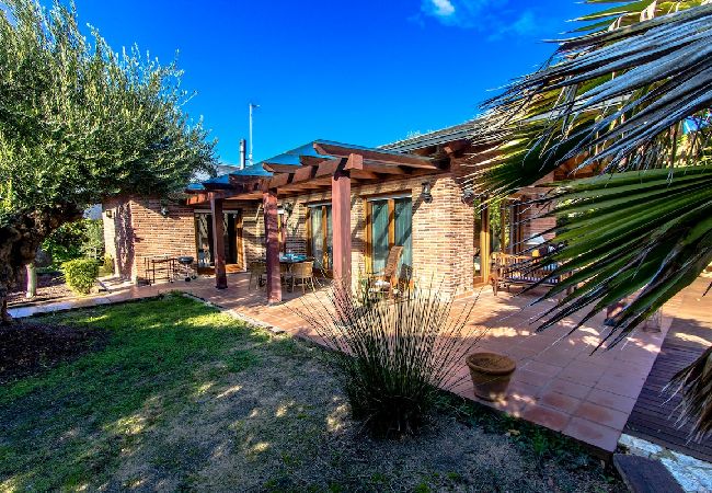 Villa en Vidreres - Joya de la Costa Brava a pocos minutos de la playa Villa en Vidreres - Joya de la Costa Brava a pocos minutos de la playa
