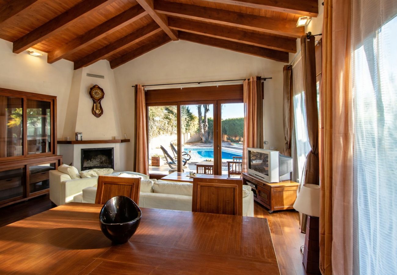 Villa en Vidreres - Joya de la Costa Brava a pocos minutos de la playa