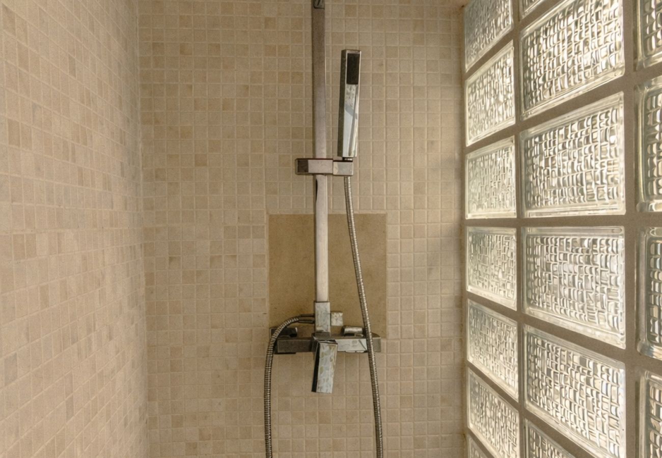 Villa en Vidreres - Joya de la Costa Brava a pocos minutos de la playa