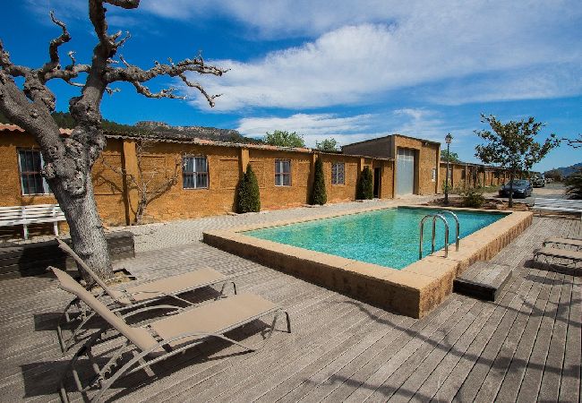 Villa en Alforja -  ¡Tu propia finca privada a solo 20km de Salou!