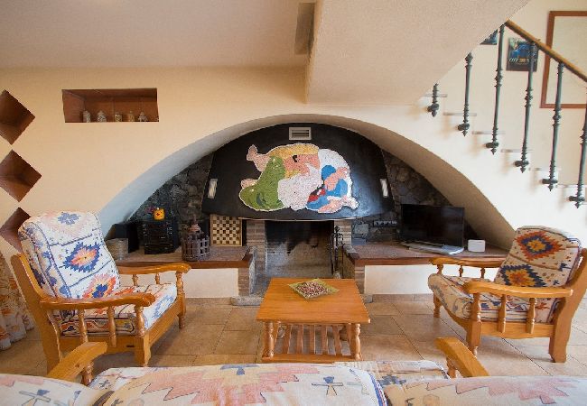 Villa en Alforja -  ¡Tu propia finca privada a solo 20km de Salou! Villa en Alforja -  ¡Tu propia finca privada a solo 20km de Salou!