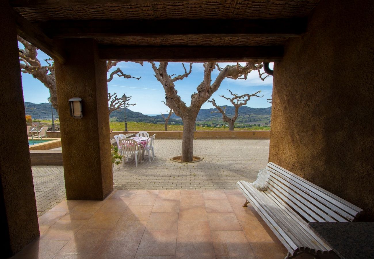 Villa en Alforja -  ¡Tu propia finca privada a solo 20km de Salou!