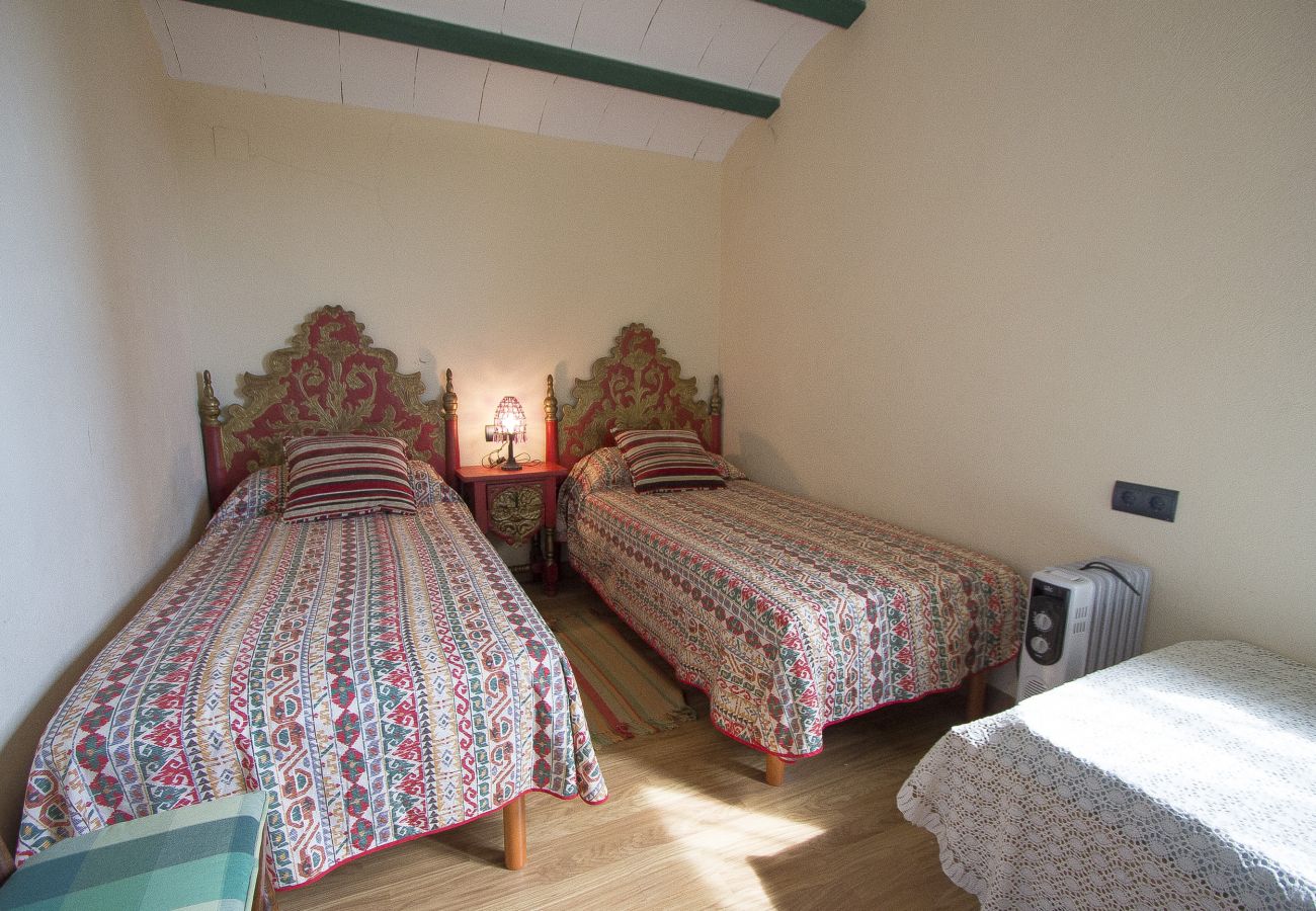 Villa en Alforja -  ¡Tu propia finca privada a solo 20km de Salou!