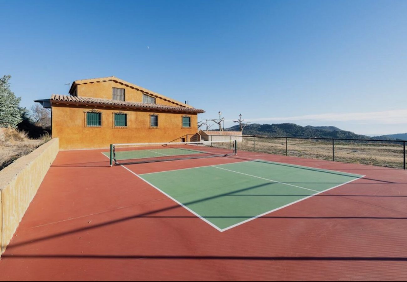 Villa en Alforja -  ¡Tu propia finca privada a solo 20km de Salou!