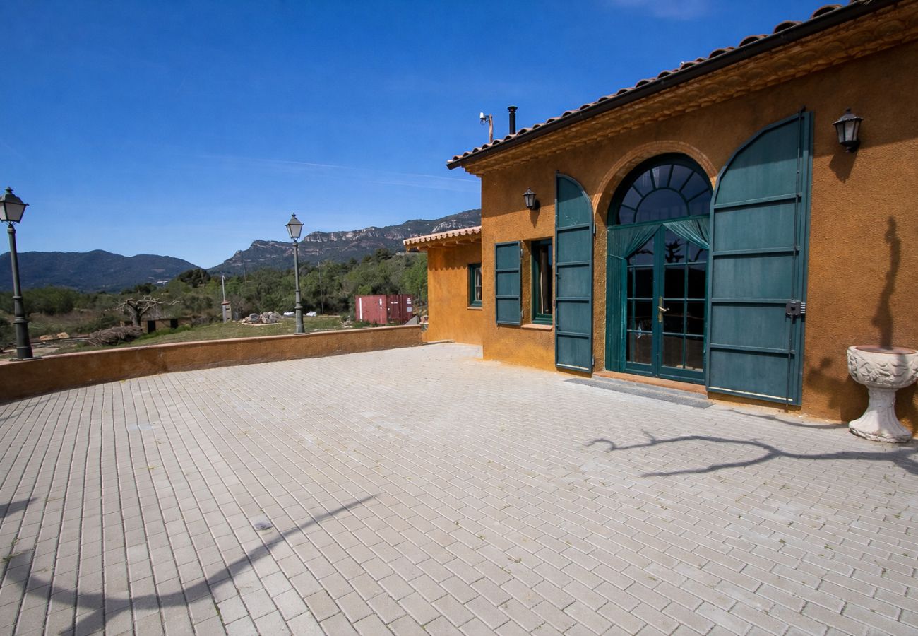 Villa en Alforja -  ¡Tu propia finca privada a solo 20km de Salou!