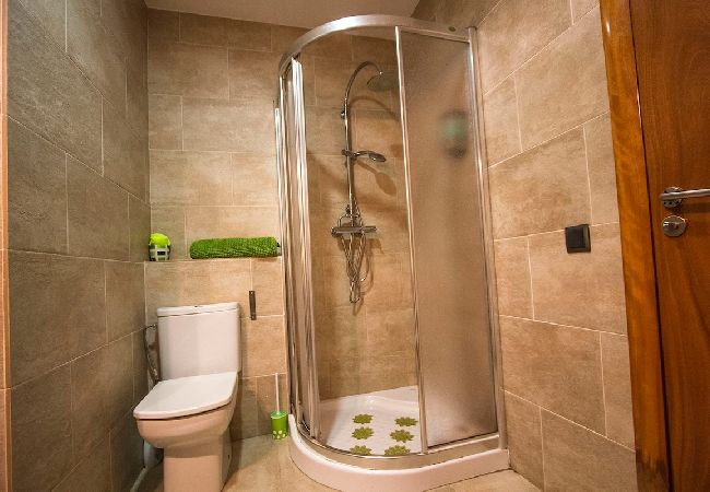 Villa en Sentmenat -  ¡Moderno y espacioso con piscina privada cerca de BCN! Villa en Sentmenat -  ¡Moderno y espacioso con piscina privada cerca de BCN!