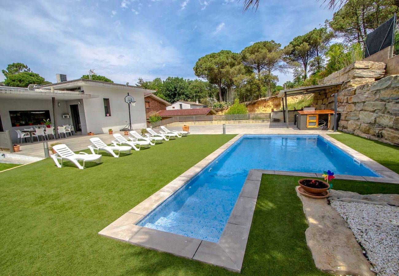 Villa en Sils - Maravilla moderna, 15min a las playas Costa Brava