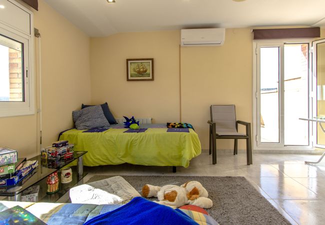 Villa en Sentmenat - Villa con piscina privada a 33km de Barcelona Villa en Sentmenat - Villa con piscina privada a 33km de Barcelona