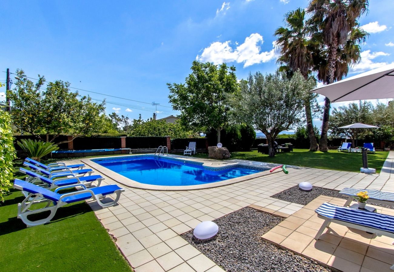 Villa en Sentmenat - Villa con piscina privada a 33km de Barcelona