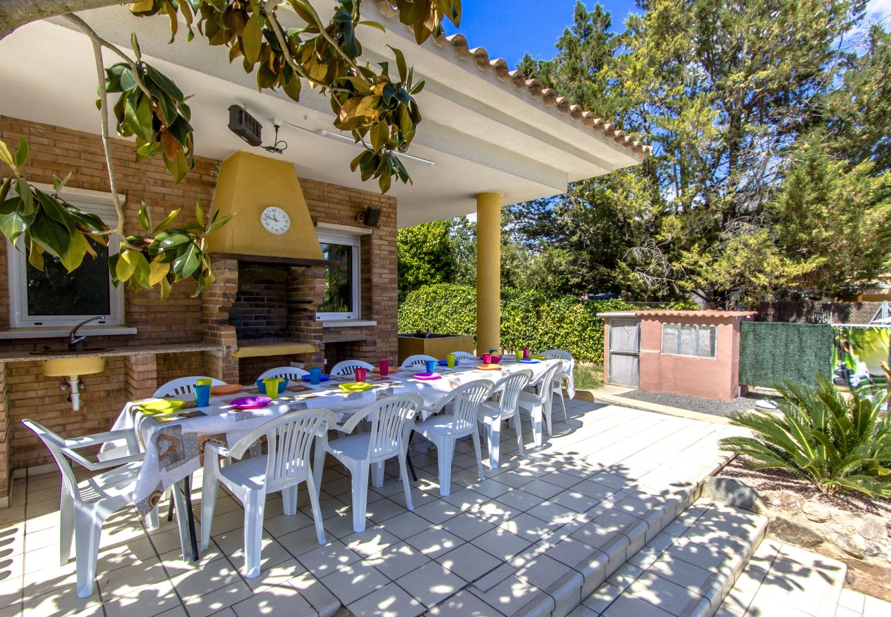 Villa en Sentmenat - Villa con piscina privada a 33km de Barcelona