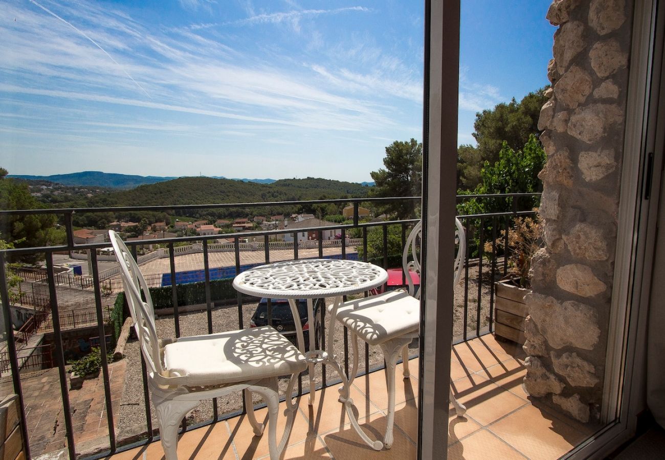 Villa en Olerdola - Espléndido Santuario con piscina a 15km de Sitges