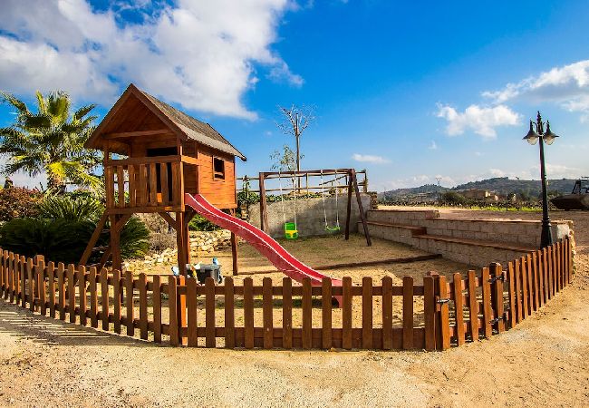 Villa en La Bisbal del Penedés -  Cautivadora Villa en los Viñedos cerca de Sitges Villa en La Bisbal del Penedés -  Cautivadora Villa en los Viñedos cerca de Sitges