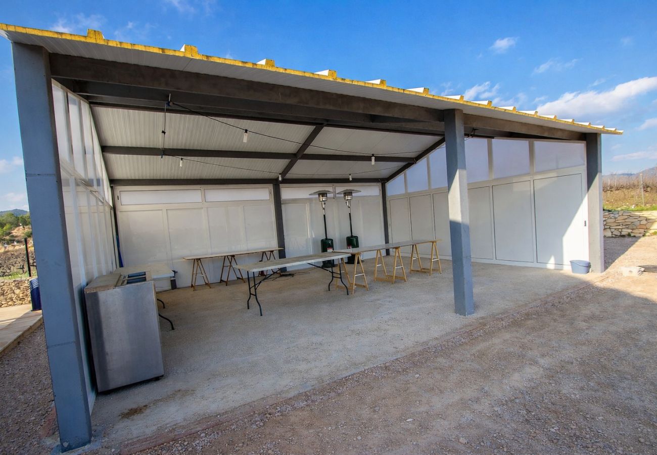 Villa en La Bisbal del Penedés -  Cautivadora Villa en los Viñedos cerca de Sitges