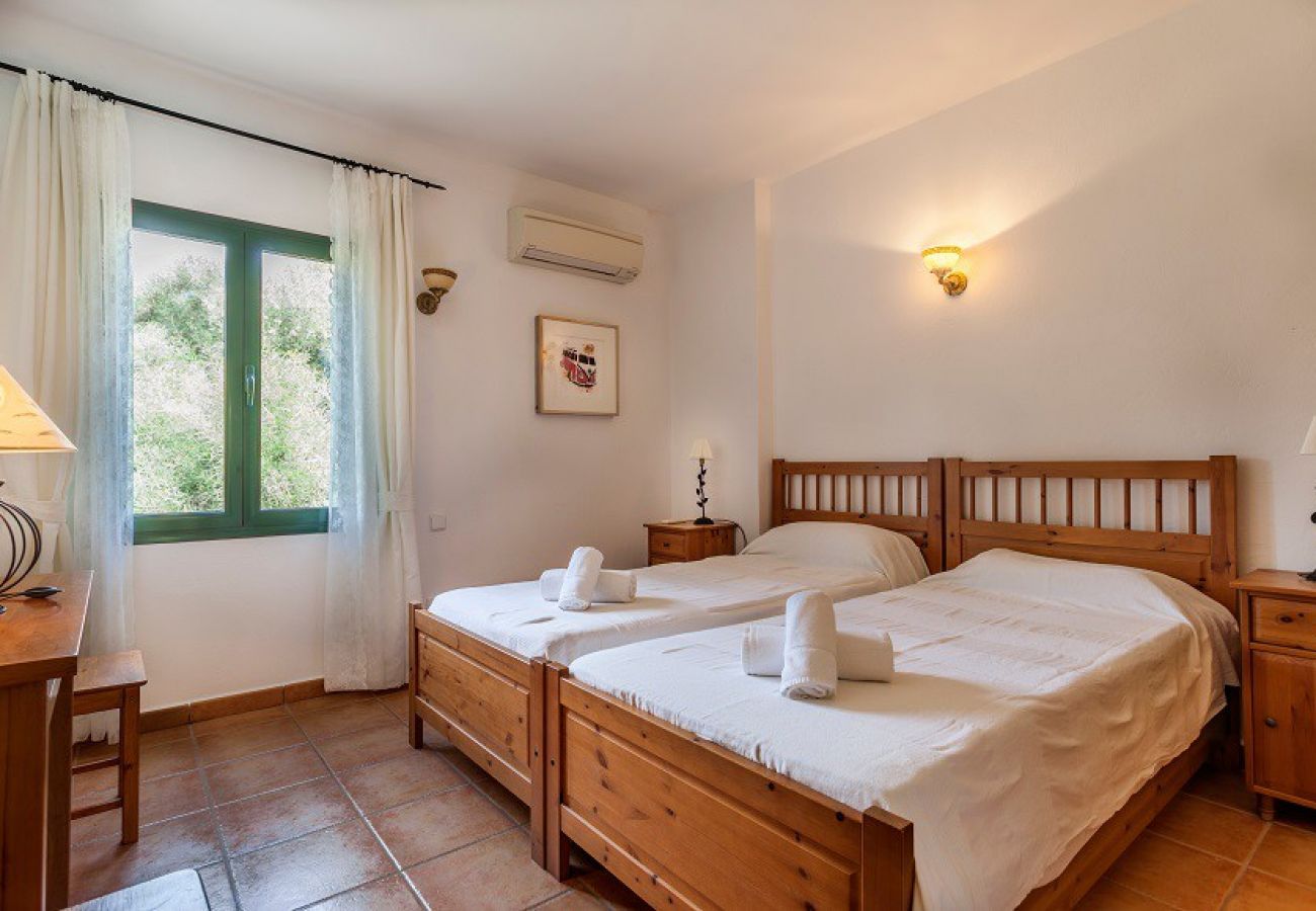 Villa en Palma de Mallorca - ¡Increible Villa a 10 min del casco antiguo!