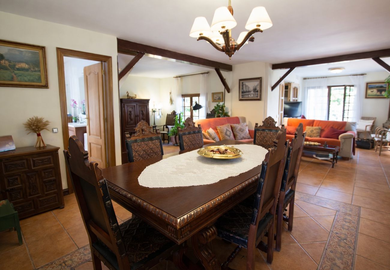 Villa en Vidreres -  Encantador destino en el corazón de la Costa Brava