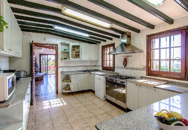 Villa en Sant Pere de Vilamajor - Naturaleza y Tranquilidad para 24, playa a 30km! Villa en Sant Pere de Vilamajor - Naturaleza y Tranquilidad para 24, playa a 30km!