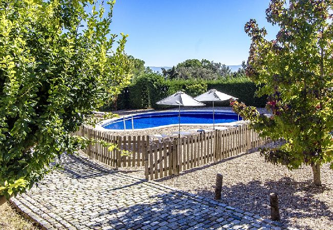 Villa en Sant Pere de Vilamajor - Naturaleza y Tranquilidad para 24, playa a 30km! Villa en Sant Pere de Vilamajor - Naturaleza y Tranquilidad para 24, playa a 30km!