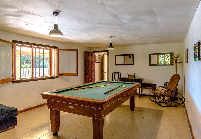 Villa en Sant Pere de Vilamajor - Naturaleza y Tranquilidad para 24, playa a 30km! Villa en Sant Pere de Vilamajor - Naturaleza y Tranquilidad para 24, playa a 30km!