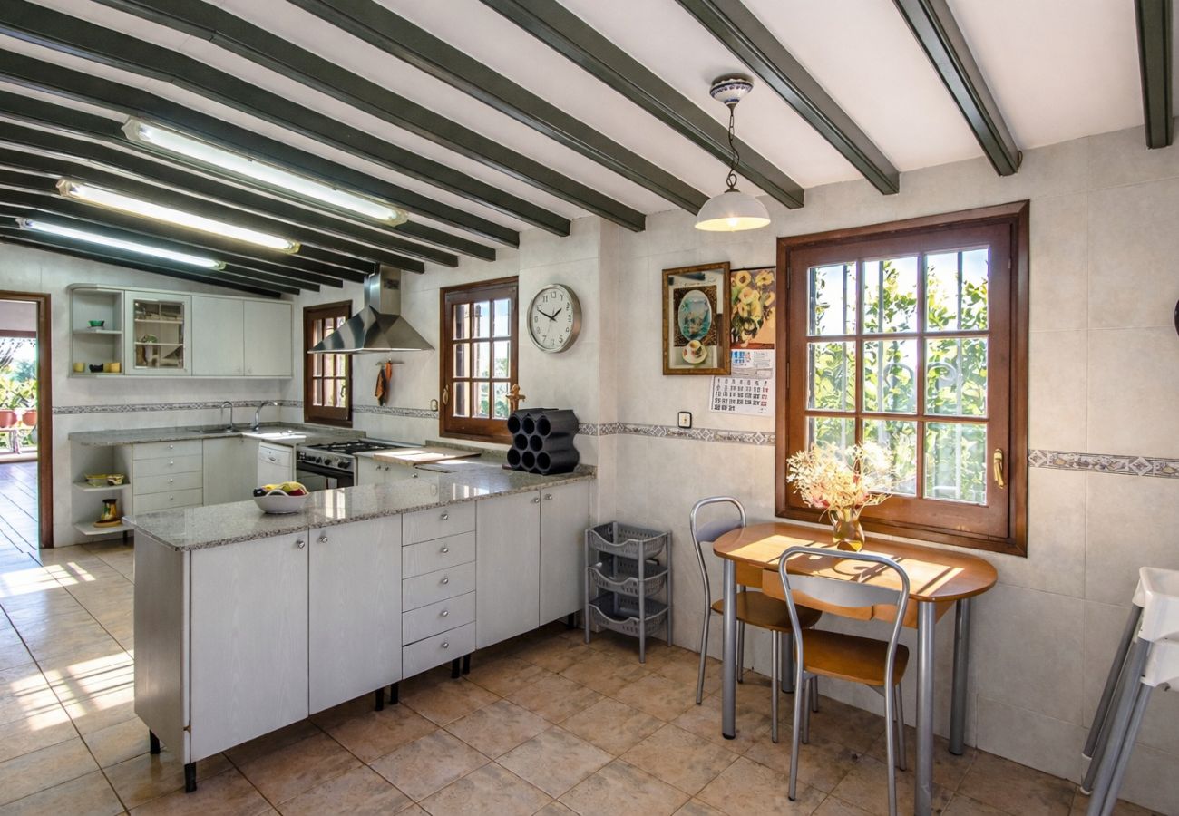 Villa en Sant Pere de Vilamajor - Naturaleza y Tranquilidad para 24, playa a 30km!