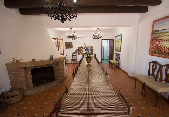 Villa en Gerona/Girona - Villa Costa Brava para 24, piscina y cerca de Blanes! Villa en Gerona/Girona - Villa Costa Brava para 24, piscina y cerca de Blanes!