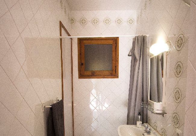 Villa en Gerona/Girona - Villa Costa Brava para 24, piscina y cerca de Blanes! Villa en Gerona/Girona - Villa Costa Brava para 24, piscina y cerca de Blanes!
