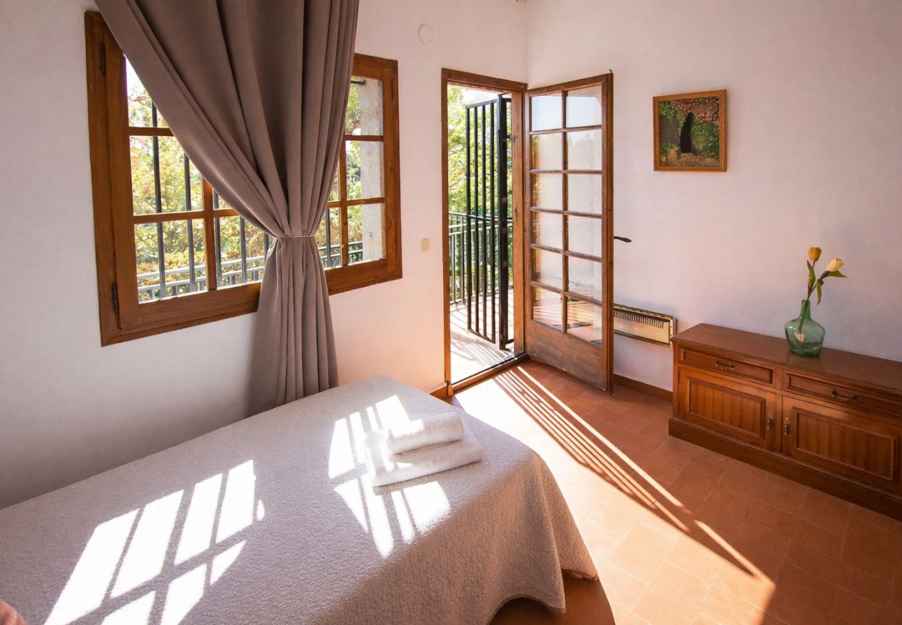 Villa en Gerona / Girona - Villa Costa Brava para 24, piscina y cerca de Blanes!