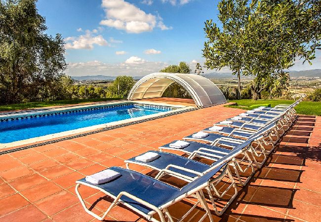 Villa en Castellet i la Gornal - Casa Rural para 22 personas, cerca de Sitges