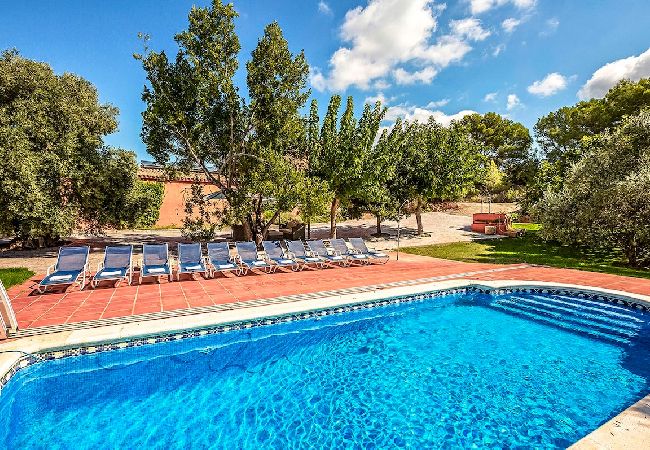 Villa en Castellet i la Gornal - Casa Rural para 22 personas, cerca de Sitges