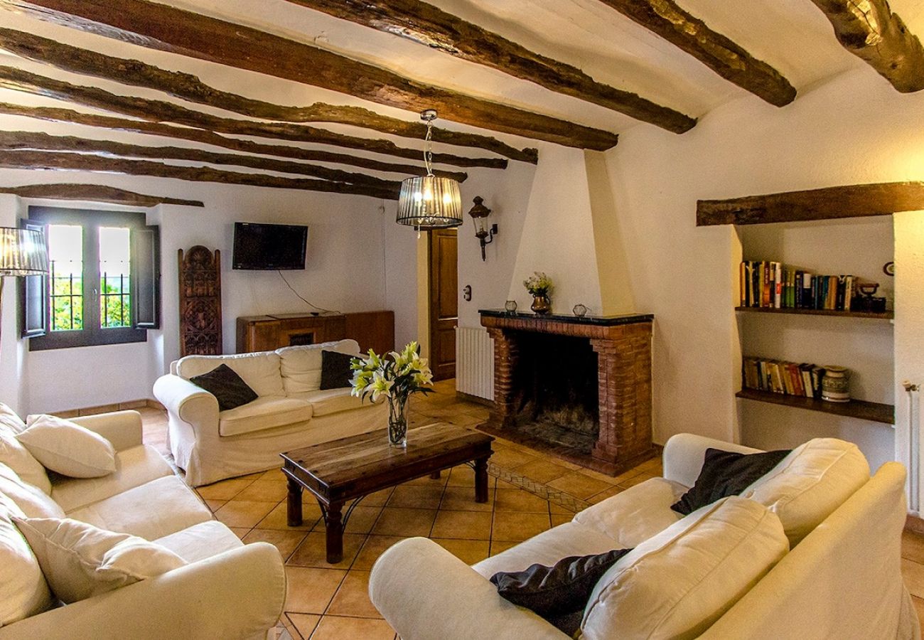 Villa en Castellet i la Gornal - ¡Casa Rural para 22 personas - cerca de Sitges!