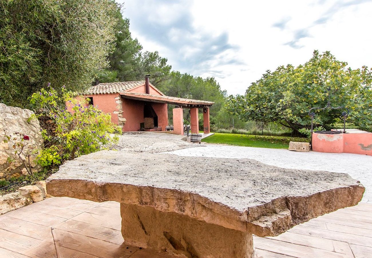 Villa en Castellet i la Gornal - Casa Rural para 22 personas, cerca de Sitges