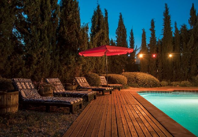 Villa en Vilafranca del Penedes - Villa rústica con piscina privada 12km de la playa