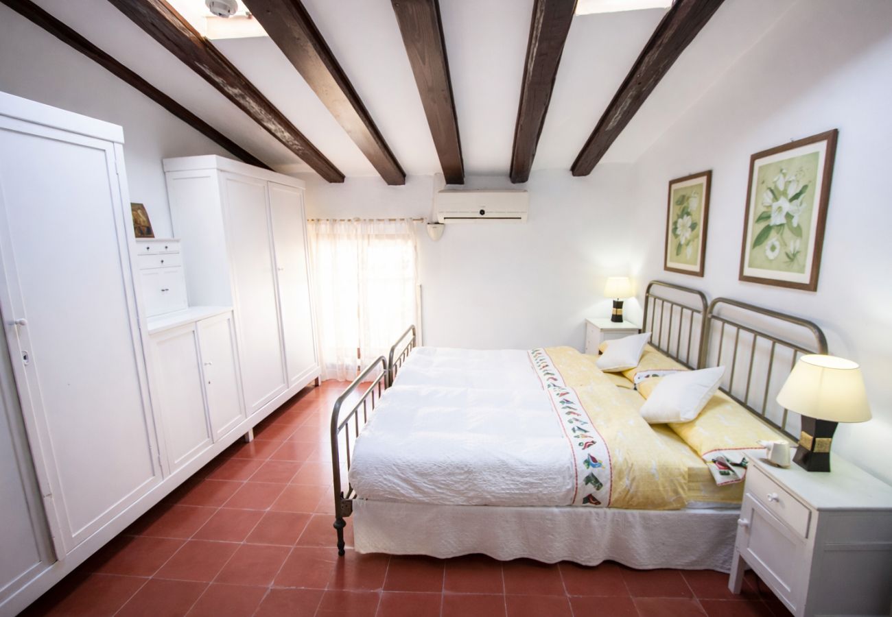 Villa en Banyeres del Penedès - ¡Impresionante e idílica mansión para 39 pax max!