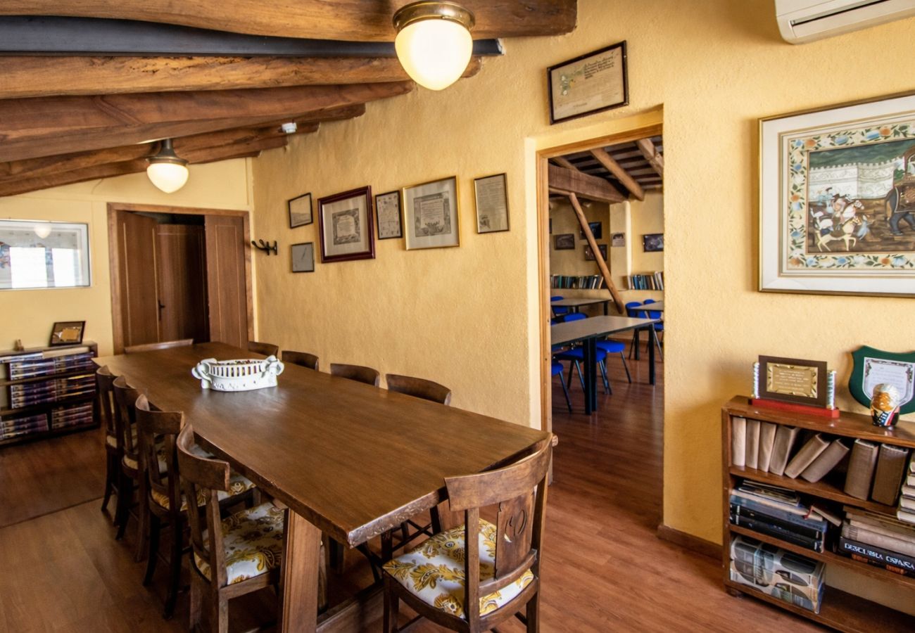 Villa en Banyeres del Penedès - ¡Impresionante e idílica mansión para 39 pax max!