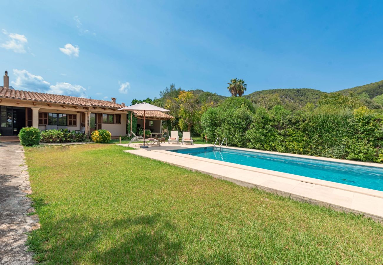Villa en Palma de Mallorca - Acogedora casa a 1km del casco antiguo de Pollensa