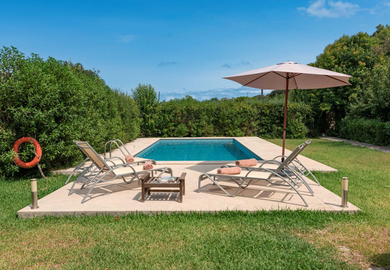 Villa en Palma de Mallorca - Acogedora casa a 1km del casco antiguo de Pollensa