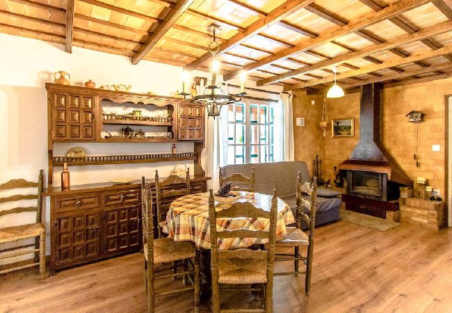 Villa en Santa Coloma de Farners - Villa en Costa Brava con piscina privada y jardín Villa en Santa Coloma de Farners - Villa en Costa Brava con piscina privada y jardín