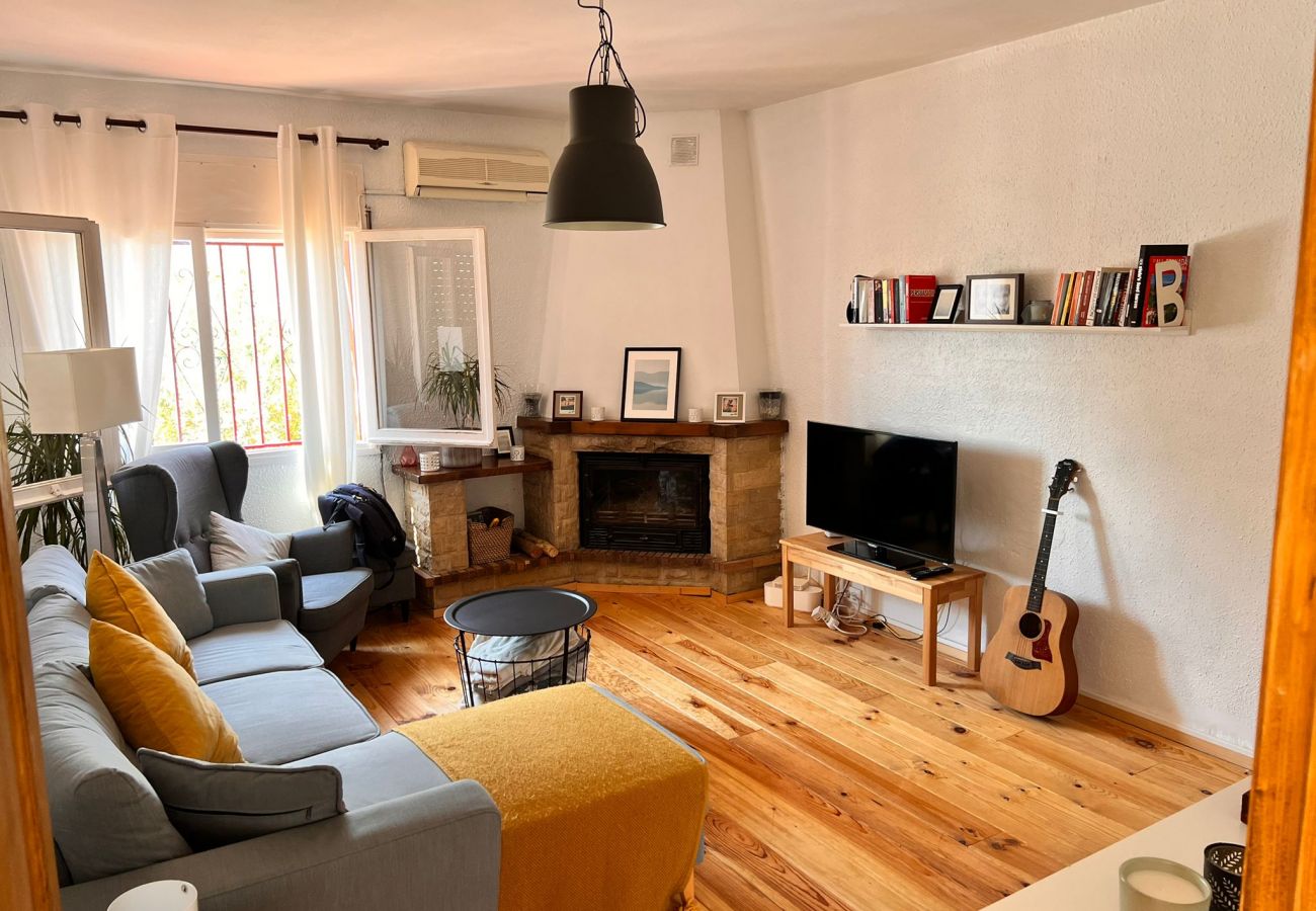 Villa en La Bisbal del Penedés - Escapada a la Costa Dorada con piscina privada