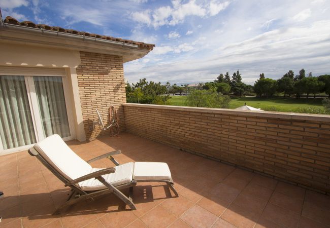Villa en Reus - Port Aventura, Golf y Costa Dorada a su puerta