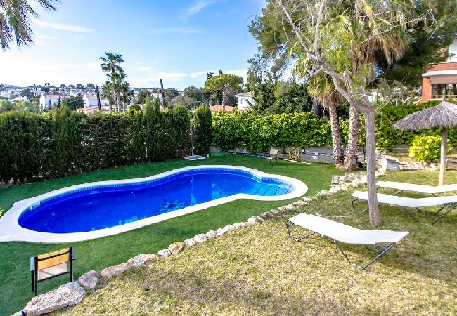 Villa en Cunit - Escapada a la Costa Dorada en Cunit, a 2km del mar