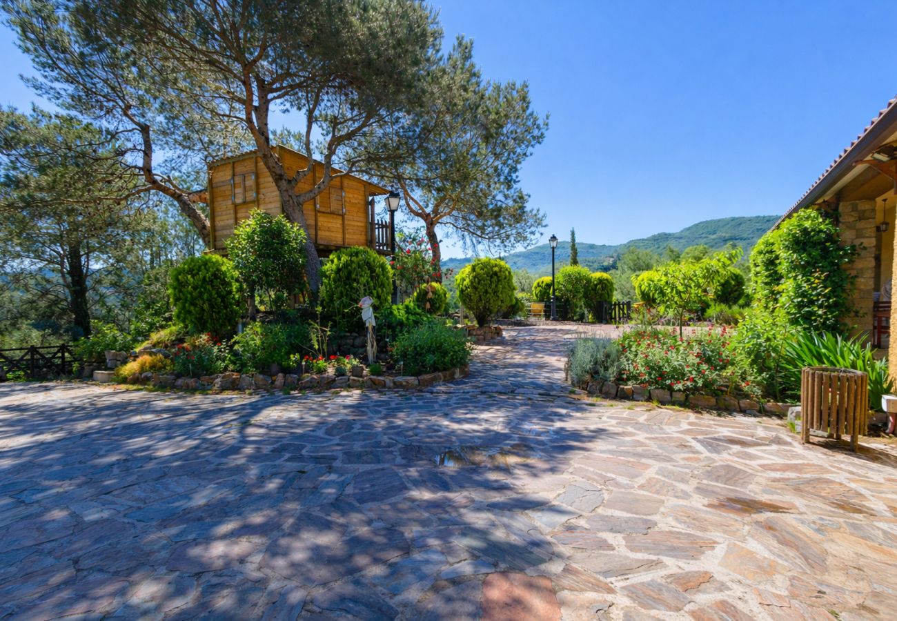 Villa en Vacarisses - ¡Perfección pacífica, a solo 30 km de Barcelona!