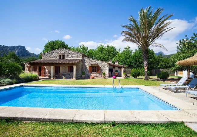 Villa en Palma de Mallorca - Encantadora Villa de Montaña a 8km de la playa