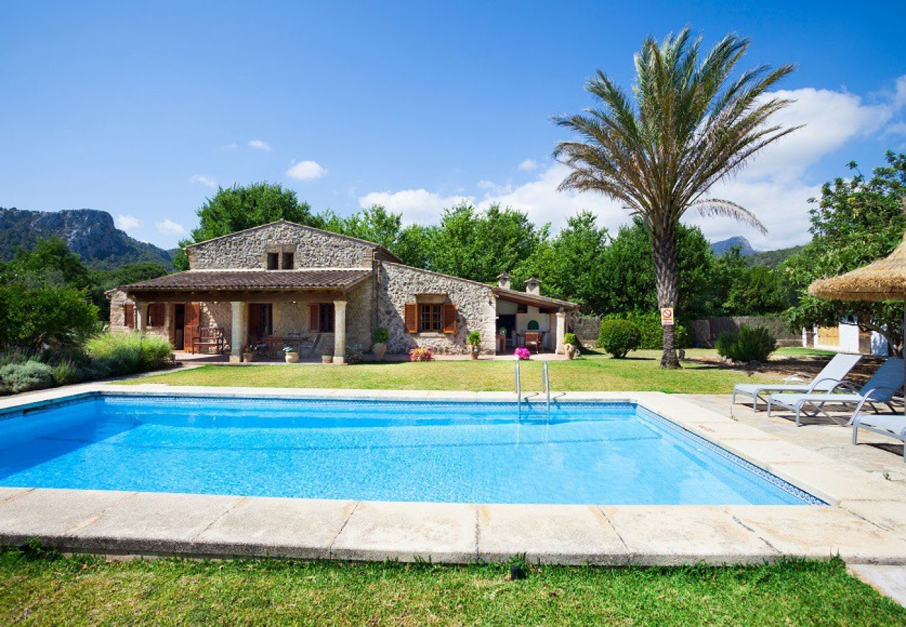 Villa en Palma de Mallorca - Encantadora Villa de Montaña a 8km de la playa