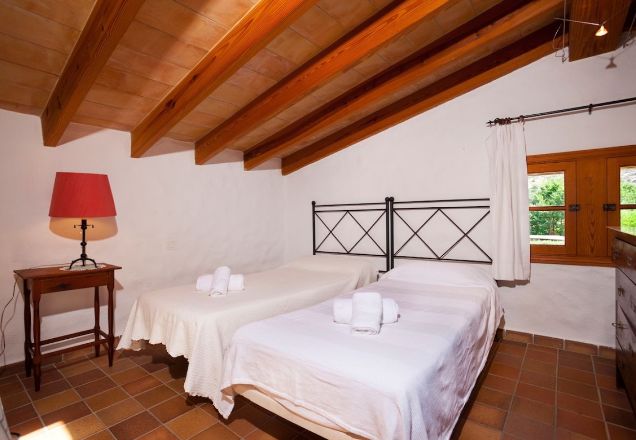 Villa en Palma de Mallorca - Encantadora Villa de Montaña a 8km de la playa