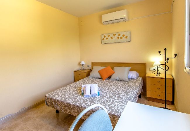 Villa en El Vendrell - Piscina privada en la Costa Dorada, playa a 3km Villa en El Vendrell - Piscina privada en la Costa Dorada, playa a 3km