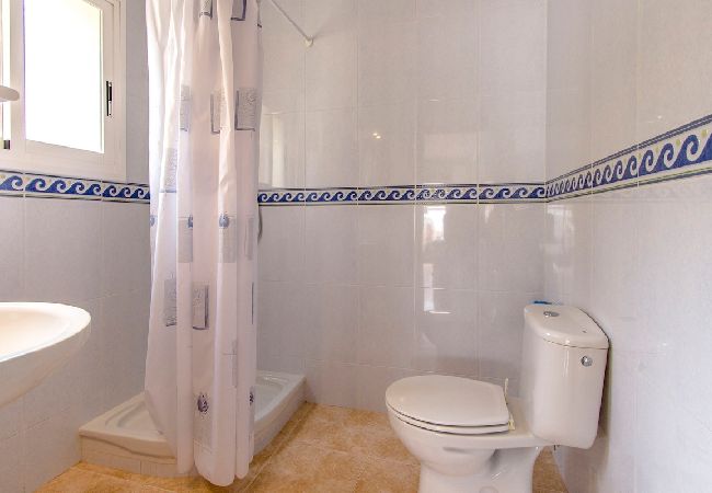 Villa en El Vendrell - Piscina privada en la Costa Dorada, playa a 3km Villa en El Vendrell - Piscina privada en la Costa Dorada, playa a 3km