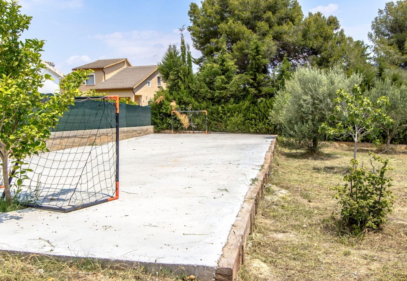 Villa en El Vendrell - Piscina privada en la Costa Dorada, playa a 3km