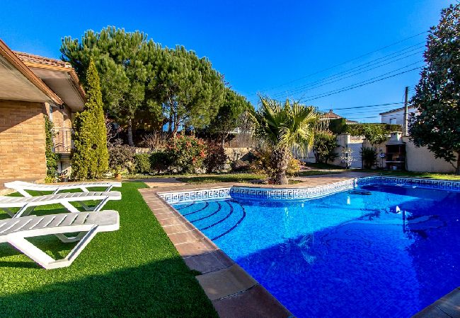 Villa en Sils - ¡Naturaleza, playa y diversión en la Costa Brava! 