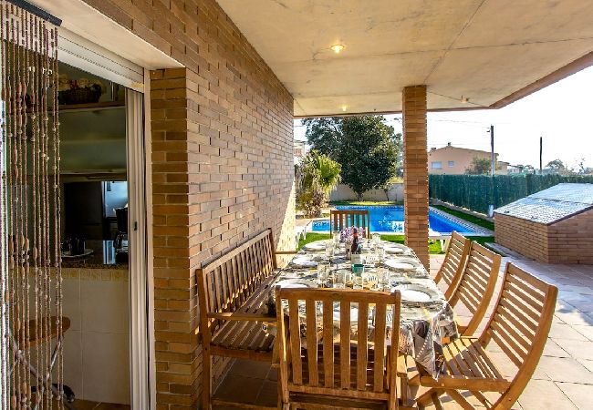 Villa en Sils - ¡Naturaleza, playa y diversión en la Costa Brava!  Villa en Sils - ¡Naturaleza, playa y diversión en la Costa Brava!